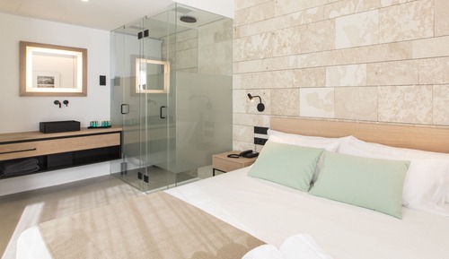 Suite estudio, acceso a la piscina