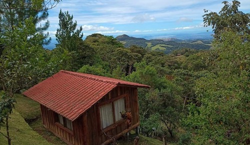 Cabaña básica, varias camas