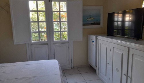 Habitación estándar con 1 cama doble o 2 individuales