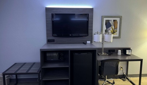 Habitación doble, 1 cama de matrimonio grande, no fumadores (Mobility Bathtub w/Grab Bars)
