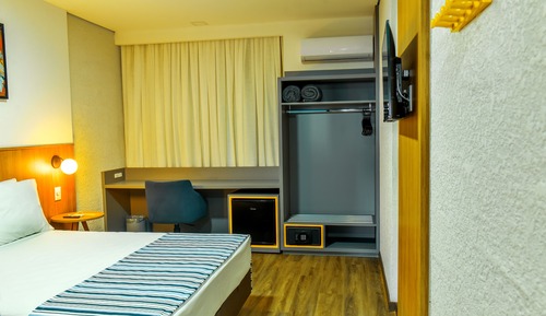 Habitación, 1 cama de matrimonio, accesible para personas con discapacidad, no fumadores (Hearing)