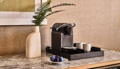 Suite, 1 cama de matrimonio grande, en esquina