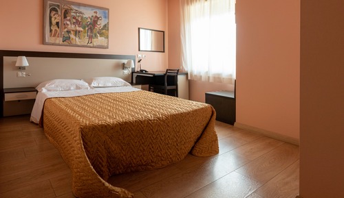 Habitación con 1 cama doble o 2 individuales
