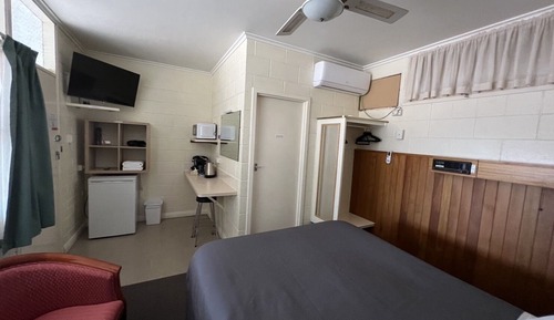 Suite estudio estándar, 1 cama de matrimonio, no fumadores, baño privado