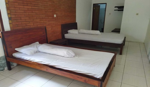 Habitación estándar con 2 camas individuales