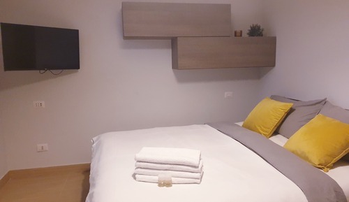 Habitación Confort, 1 cama de matrimonio, balcón, vistas al jardín