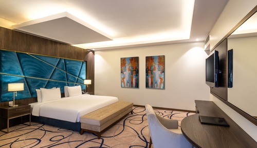 Executive Studio Suite
