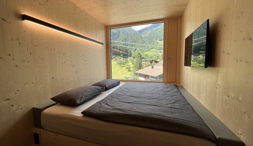 Smart Cabin Top Floor