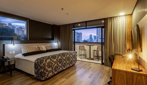 Habitación Deluxe con 1 cama doble o 2 individuales, 1 cama de matrimonio grande