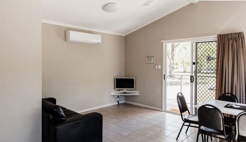2 Bedrooms Deluxe - Sleeps 6