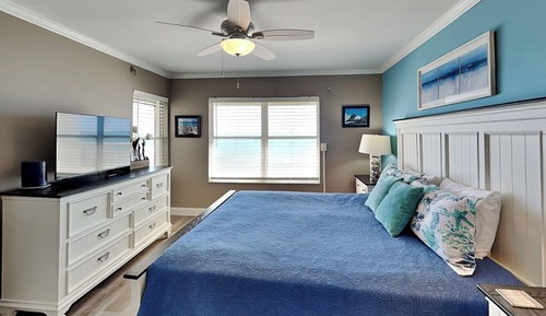 Apartamento, varias camas, balcón, vistas al mar (Sea Winds 904 - Pet Friendly)