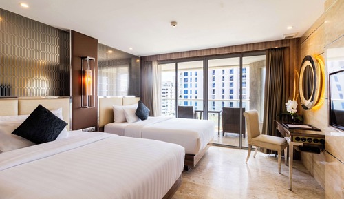 Habitación Deluxe, 2 camas individuales, balcón, vistas a la ciudad