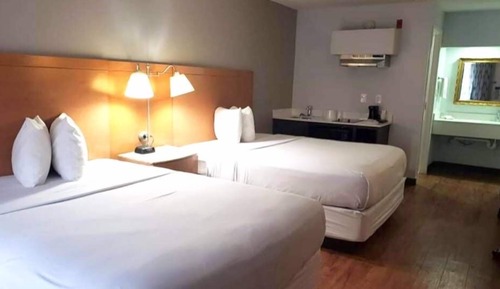 Habitación estándar, 2 camas de matrimonio, no fumadores, frigorífico y microondas