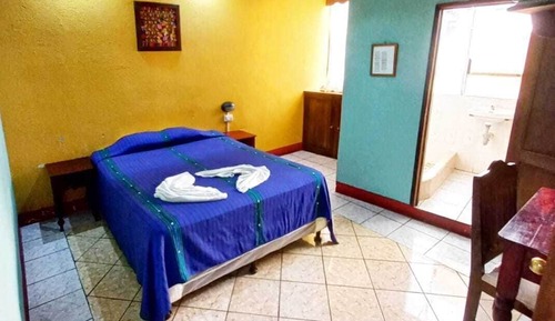 Habitación básica, 1 cama de matrimonio