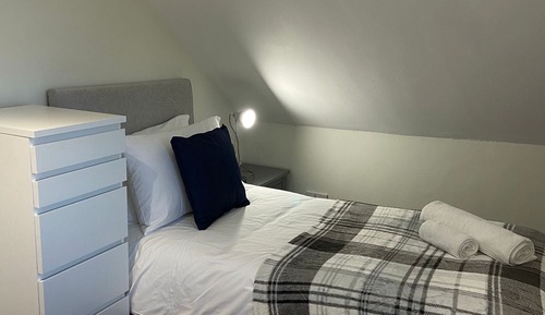 Apartamento de lujo, baño privado (4 Bed and Sofa Bed)