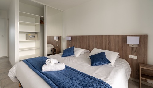Apartamento familiar, 2 habitaciones, 2 baños, vistas al mar