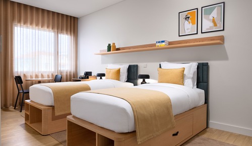 Habitación estándar con 1 cama doble o 2 individuales