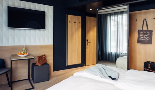 Habitación estándar con 1 cama doble o 2 individuales