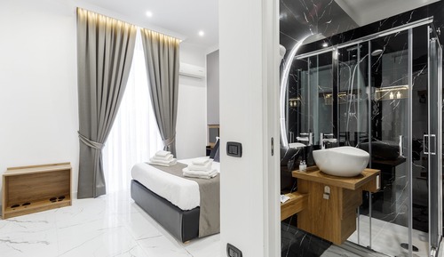 Habitación estándar con 1 cama doble o 2 individuales