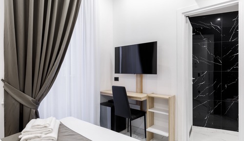 Habitación básica con 1 cama doble o 2 individuales