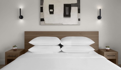 Habitación Premier, 1 cama de matrimonio grande, balcón (Mobility & Roll-in Shower)
