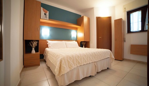 Casa, 1 habitación, balcón, vistas al jardín