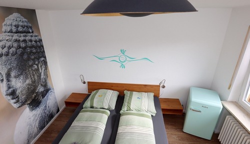 Habitación Confort doble, baño privado (Kandel)