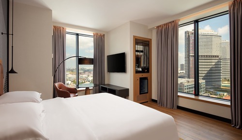 Habitación Premium, 1 cama de matrimonio grande, vistas a la ciudad, en esquina