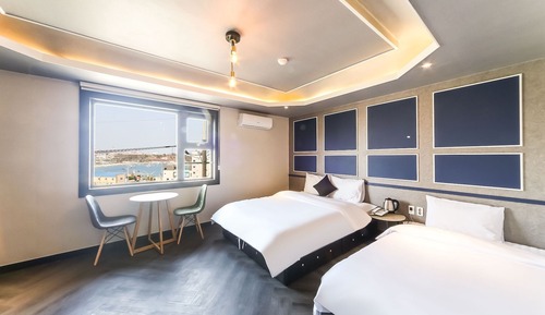 Room (Twin (Ask Reception for Ocean View Ro)