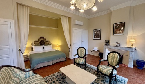 Habitación familiar, 2 camas de matrimonio, vistas al parque