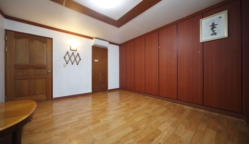 Room (Standard Ondol)