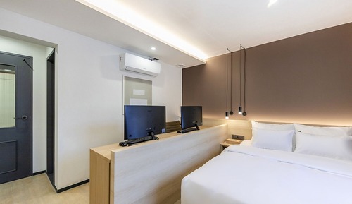 Room (DELUXE 2PC (gaming 2PC*GX1660 bathtub)