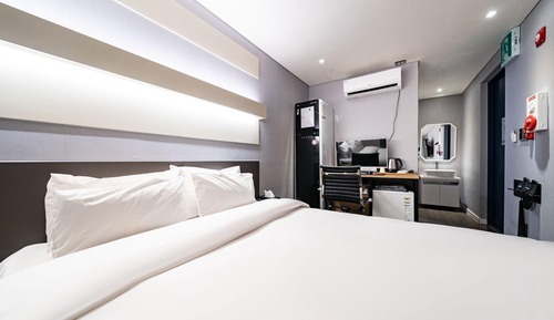 Room (Comfort Room (B1/safe disinfection ma)