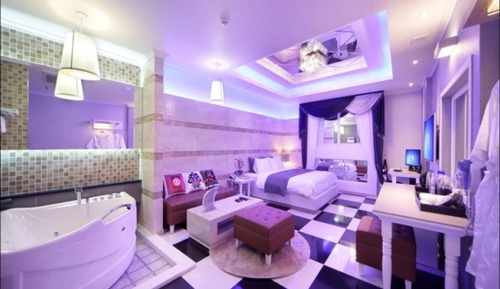Room (Late check-out (Check-out at 15:00 ra)