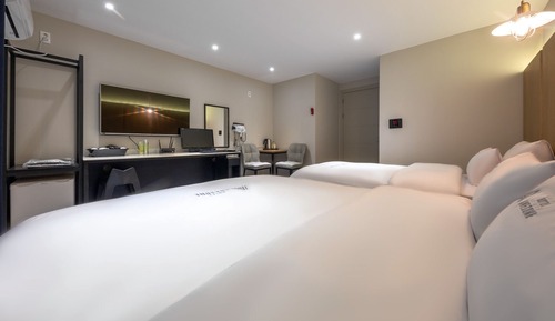 Room (Medium Twin (Air Purifier Netflix Ava)