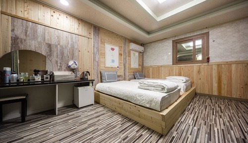Room (Twin (100% disinfection / good room h)