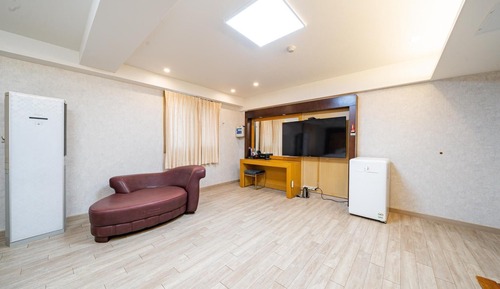 Room (VIP-Suite Twin (Sauna Netflix Availab)