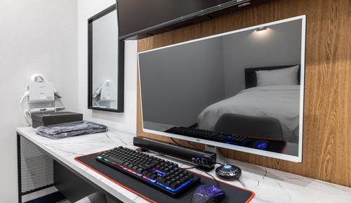 Room (Standard Room (1PC Netflix))