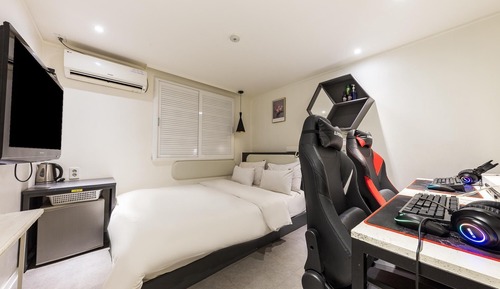 Room (YA-Premium 1PC (RTX2080orRTX3050 Netf)