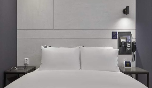 Room (Deluxe game for walking only (only fo)