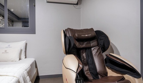 Room (Premium (bathtub + massage chair + fr)