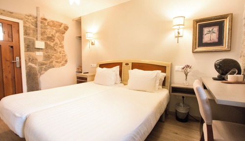 Habitación estándar con 2 camas individuales