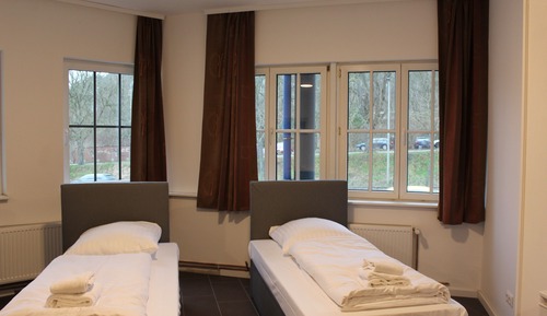Habitación con 1 cama doble o 2 individuales
