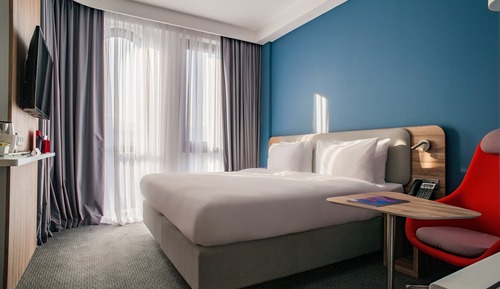 Habitación estándar, 1 cama de matrimonio grande, vistas a la ciudad