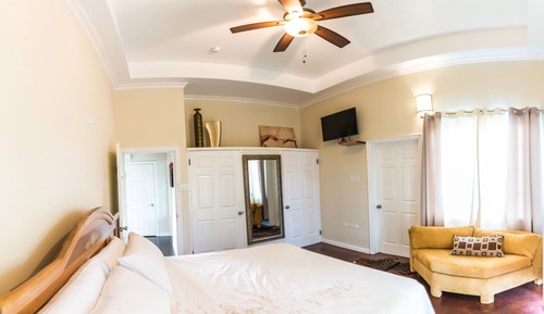 Habitación de lujo, 1 cama de matrimonio grande, baño privado, vistas al jardín