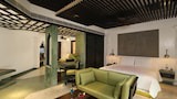Luxury Double Room, 1 King Bed, Private Pool, Lake View