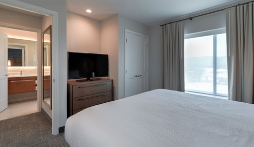 Estudio, 1 cama de matrimonio grande con sofá cama, vistas a la montaña