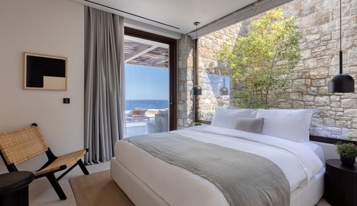 5 Bedroom Villa Private Pool & Outdoor Fireplace