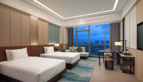 Habitación estándar, 2 camas dobles, vistas a la ciudad