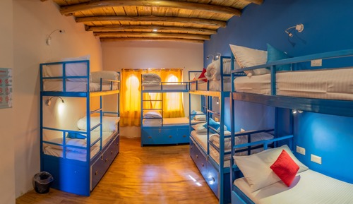 Dormitorio compartido, dormitorio mixto (Bed-in 8 beds)